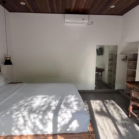Pis Bolong Canggu Экстерьер фото